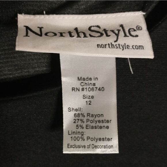 *USED* NorthStyle Long Sleeve Dress - Picture 5 of 6